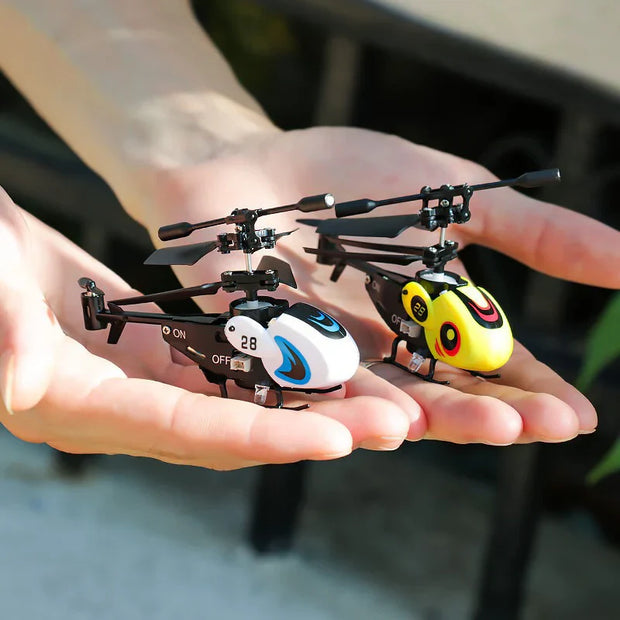 Mini Remote Control Helicopter – Palm-Sized Indoor & Outdoor Fun
